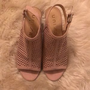 Size 8 Unisa Bootie Sandals